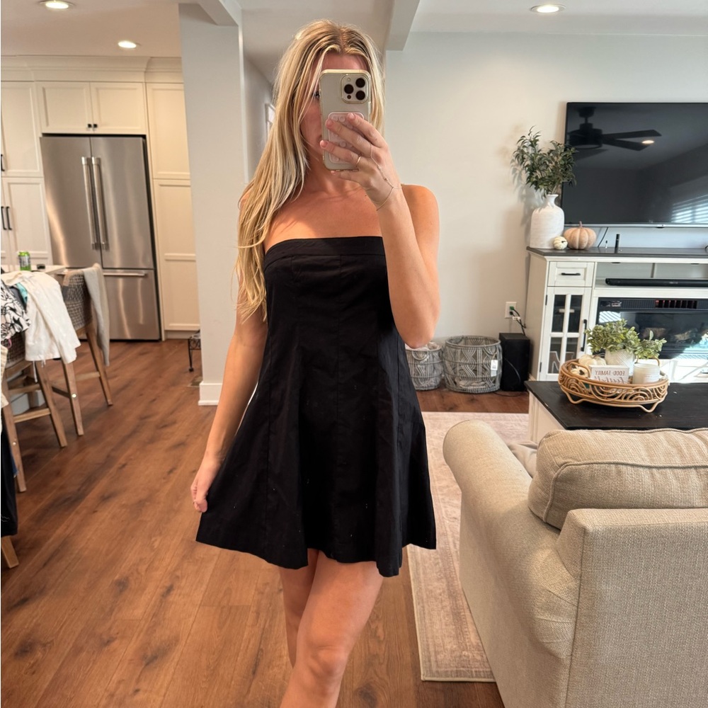 NEW : American Eagle Strapless Dress Size Medium